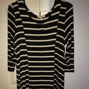 long blouse w/three quarter sleeves